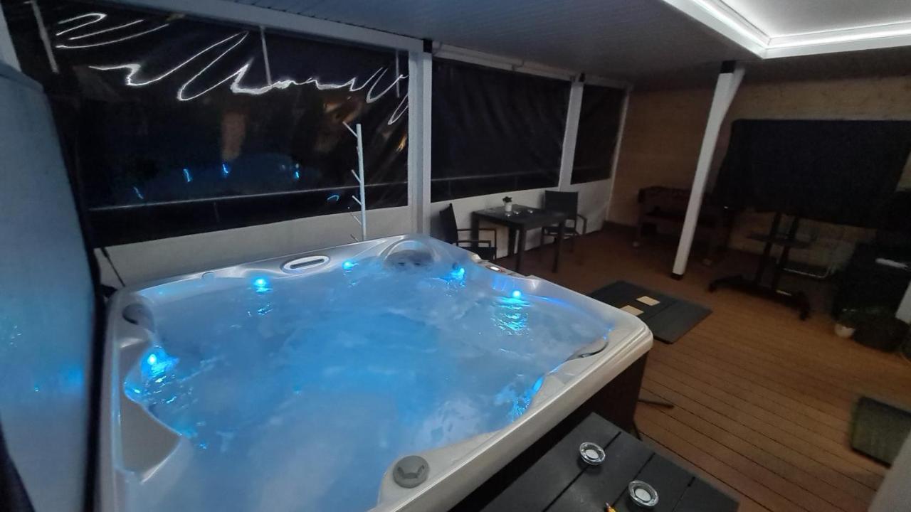 - Jacuzzi * Rzeszów